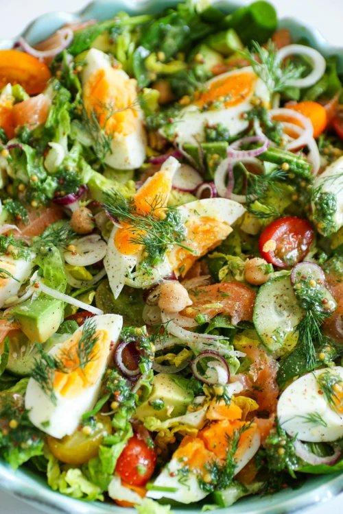 Sałatka z łososiem